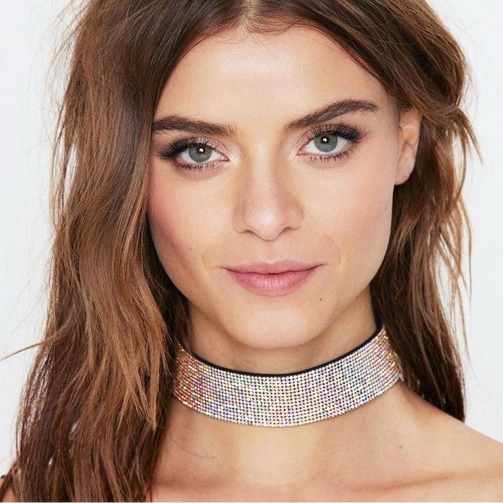 BNWT Nasty Gal Shine A Little Love Rhinestone Choker Necklace